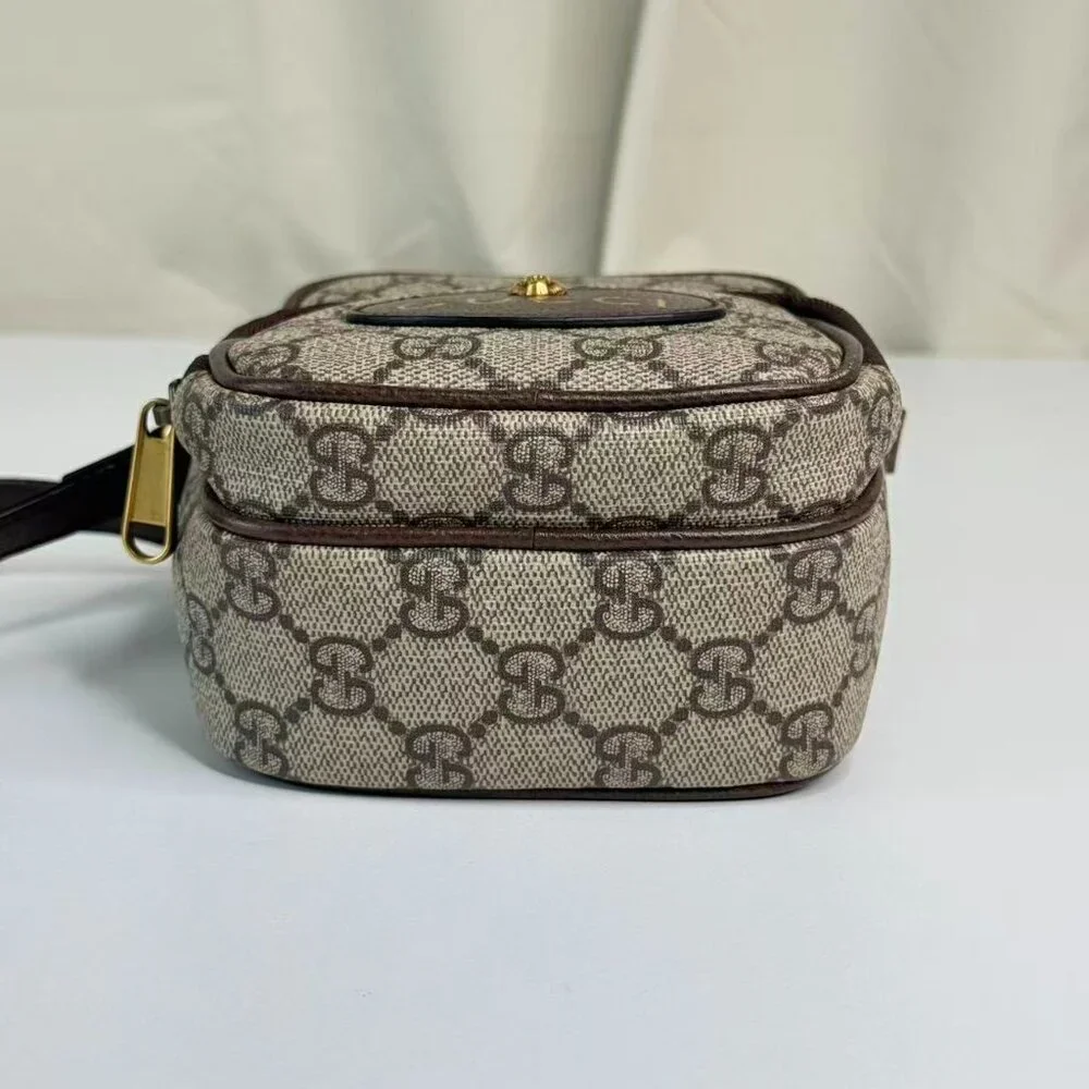 Gucci GG Logo Supreme Vintage Neo Shoulder Bag Crossbody with Gold Lion Emblem